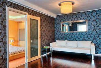 Uavoyage Business Apartments Kiev Extérieur photo